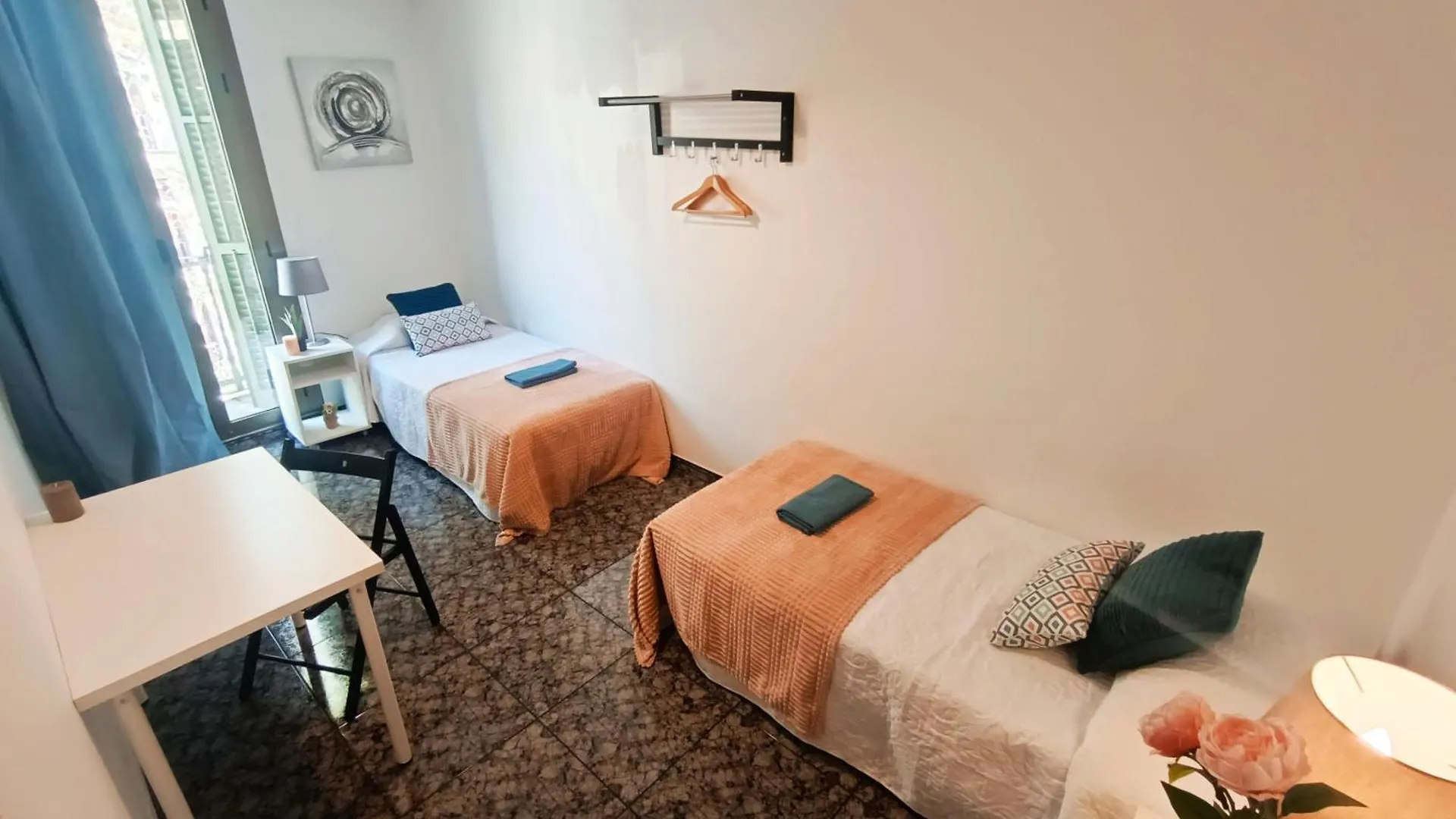Private Rooms At Plaza Urquinaona Barcelona 0*,  Spain